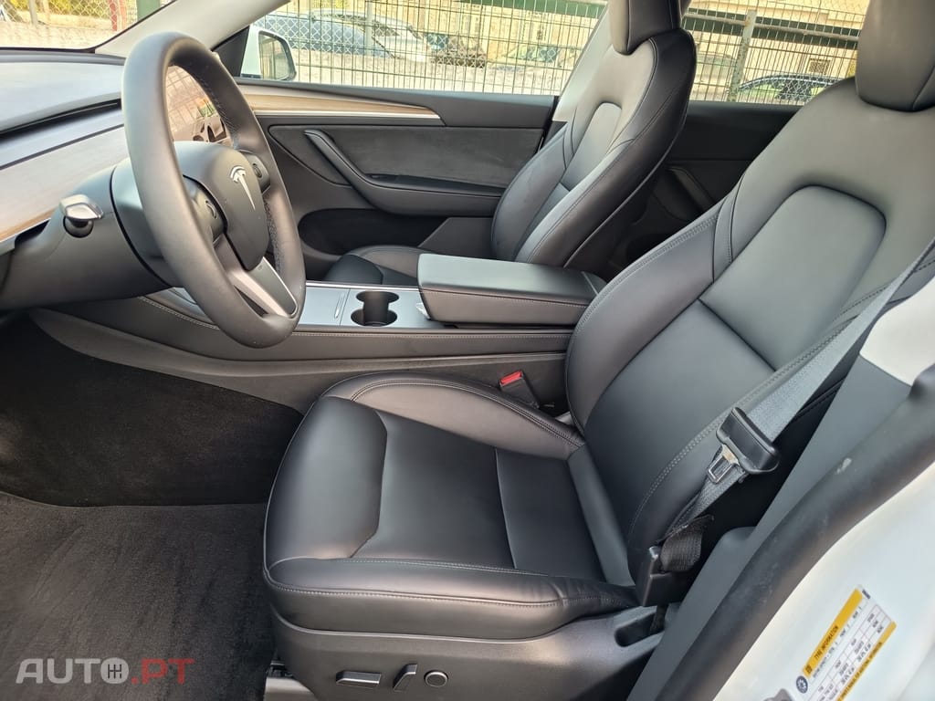 Tesla Model Y Tração Traseira