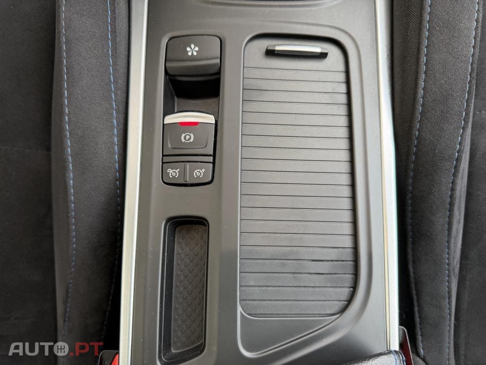 Renault Mégane ENERGY TCe 140 EDC GT-LINE