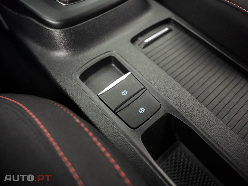Ford Focus 1.0 EcoBoost MHEV ST-Line