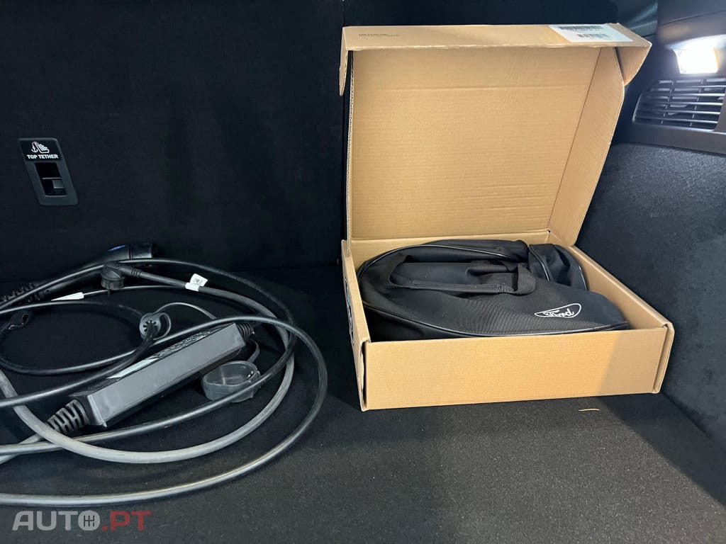 Ford Kuga 2.5 PHEV Vignale