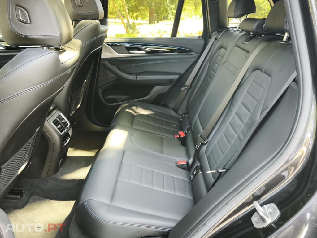 BMW iX3 M Sport Impressive