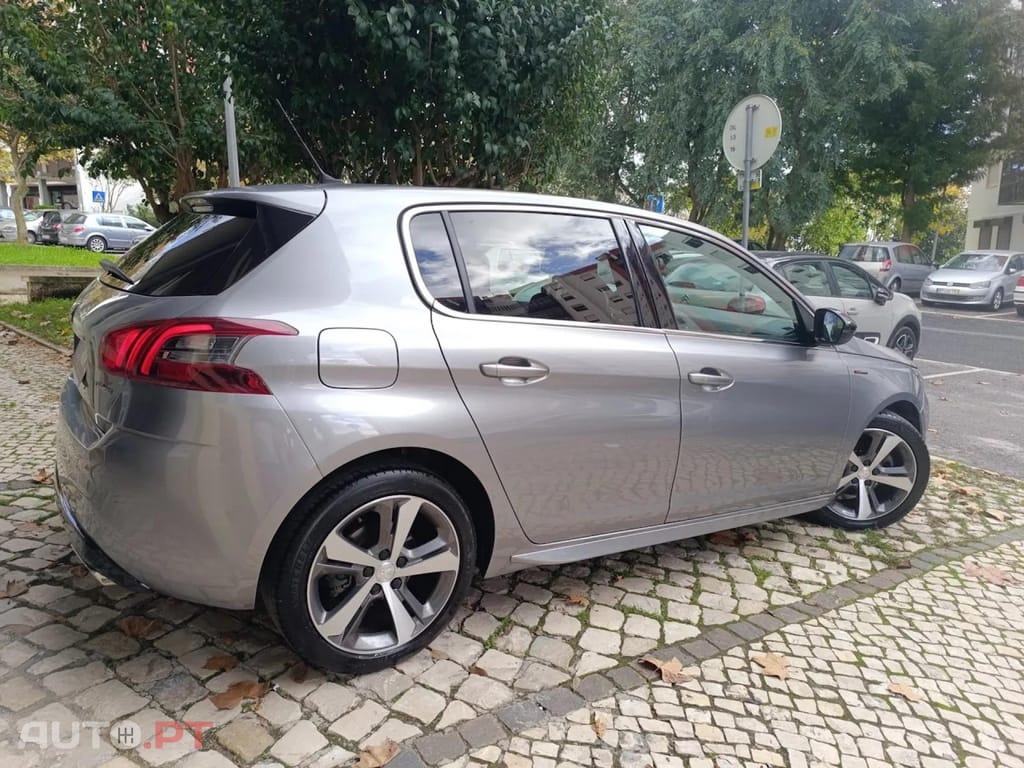 Peugeot 308 1.2 PureTech GT Line EAT8