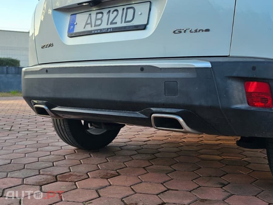 Peugeot 2008 1.2 PureTech GT Pack EAT8