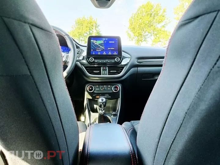 Ford Puma 1.0 EcoBoost MHEV ST-Line X Design