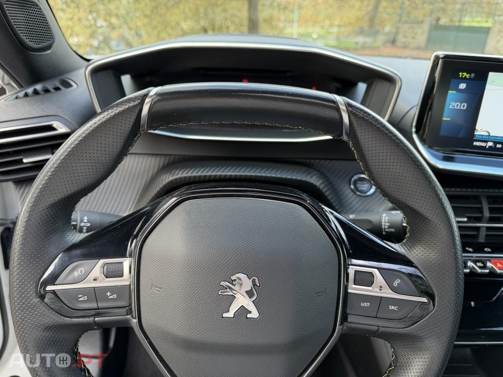 Peugeot E-2008 50 kWh GT Pack