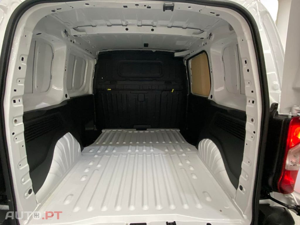 Citroen Berlingo 1.5 BlueHDi M Shine Pack