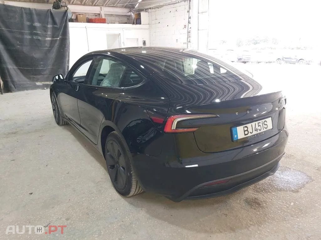 Tesla Model 3 Tração Traseira Premium