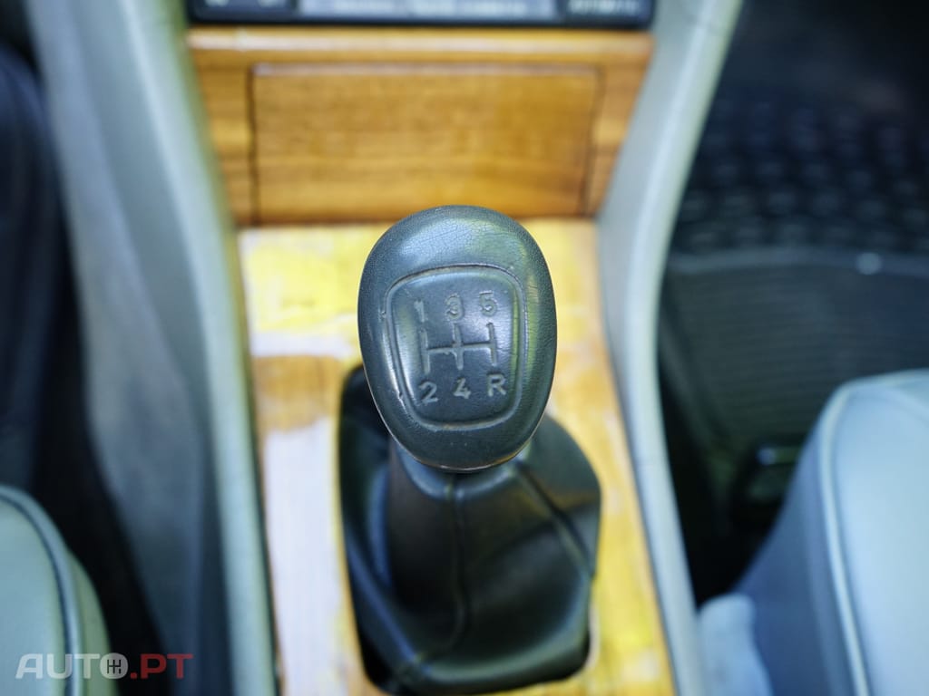 Mercedes-Benz 230 CE w124
