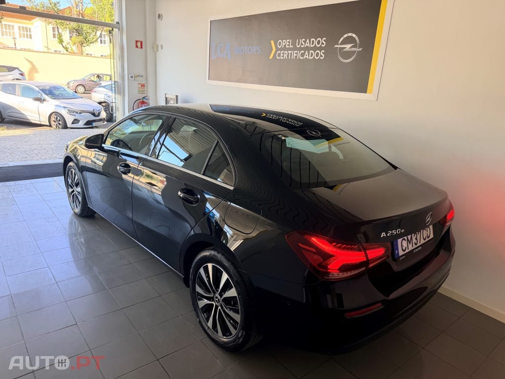 Mercedes-Benz A 250 A 250e Limusine Business Edition