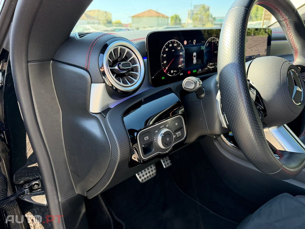 Mercedes-Benz CLA 250 e AMG Line