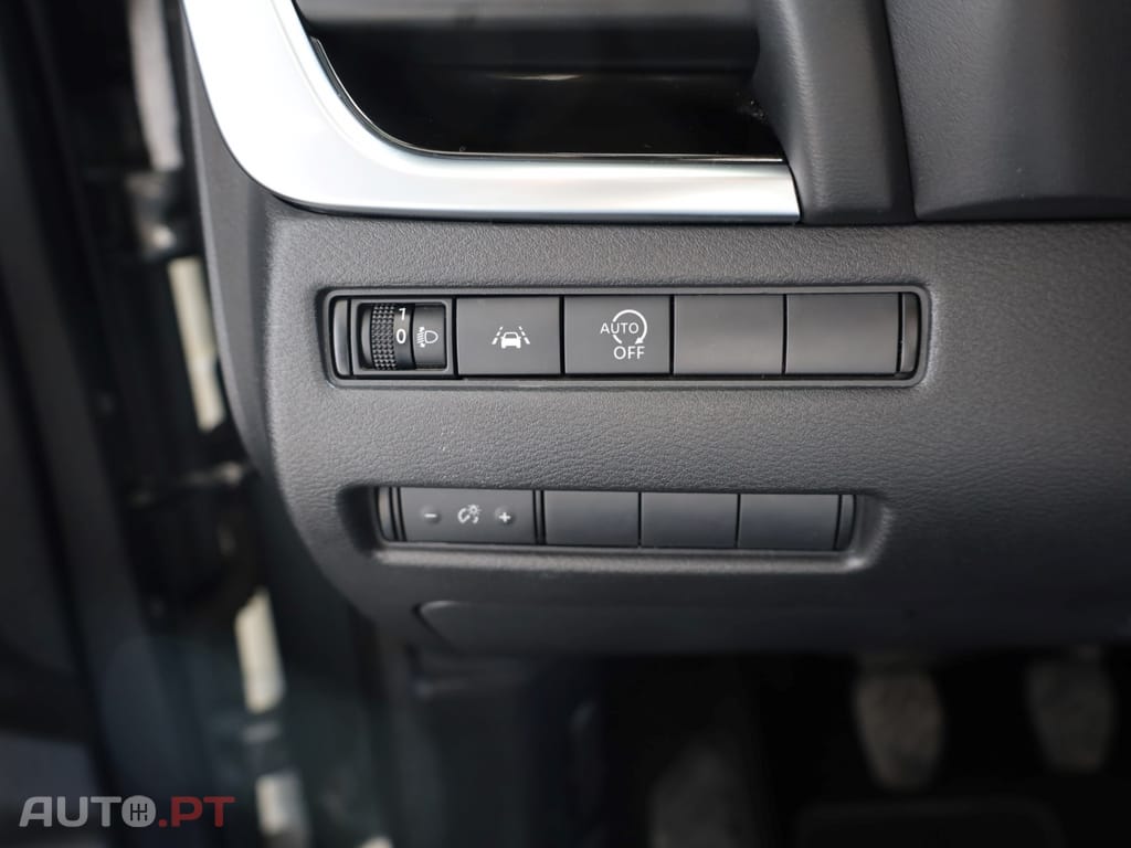 Nissan Qashqai 1.3 DIG-T N-Connecta J18