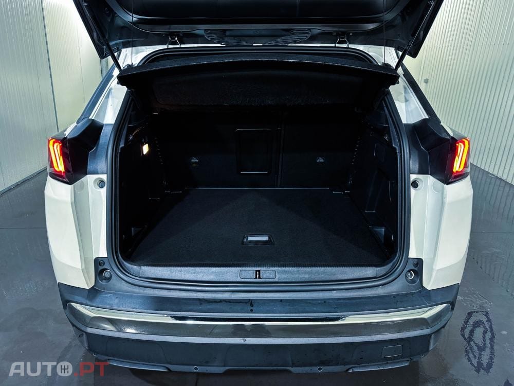 Peugeot 3008 1.2 Hybrid Allure Pack e-DCS6