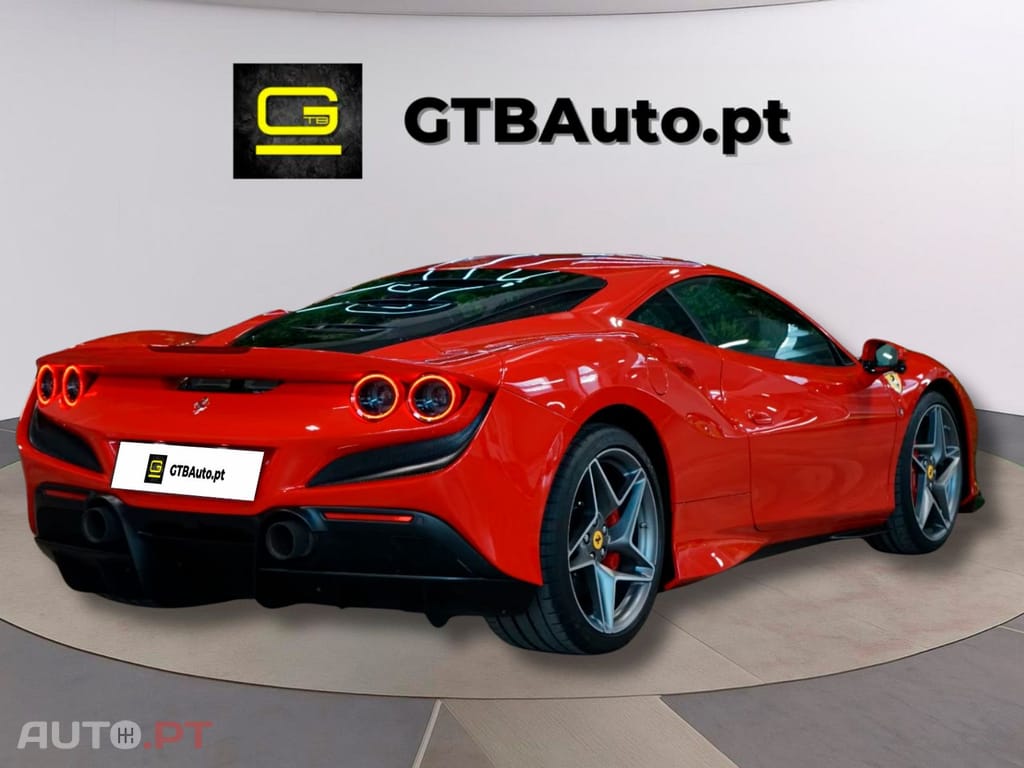 Ferrari F8 CARBON