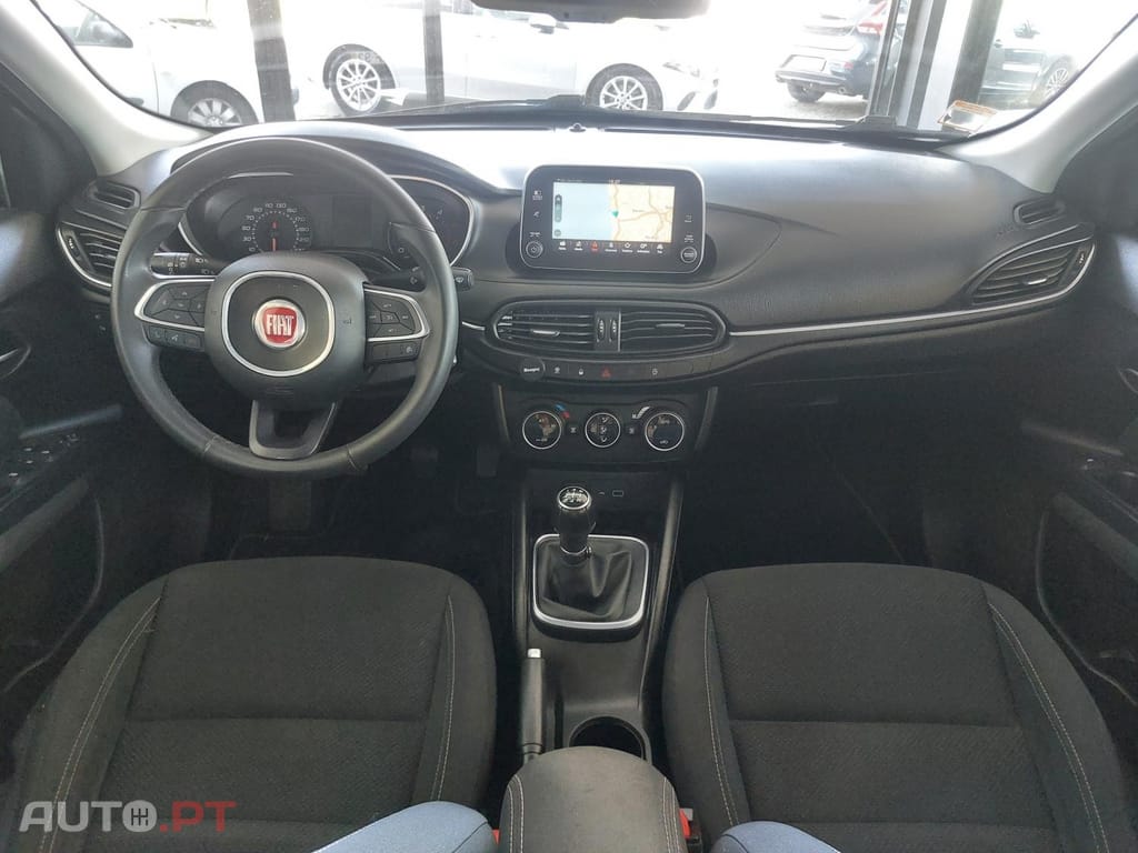 Fiat Tipo 1.3 M-Jet Lounge