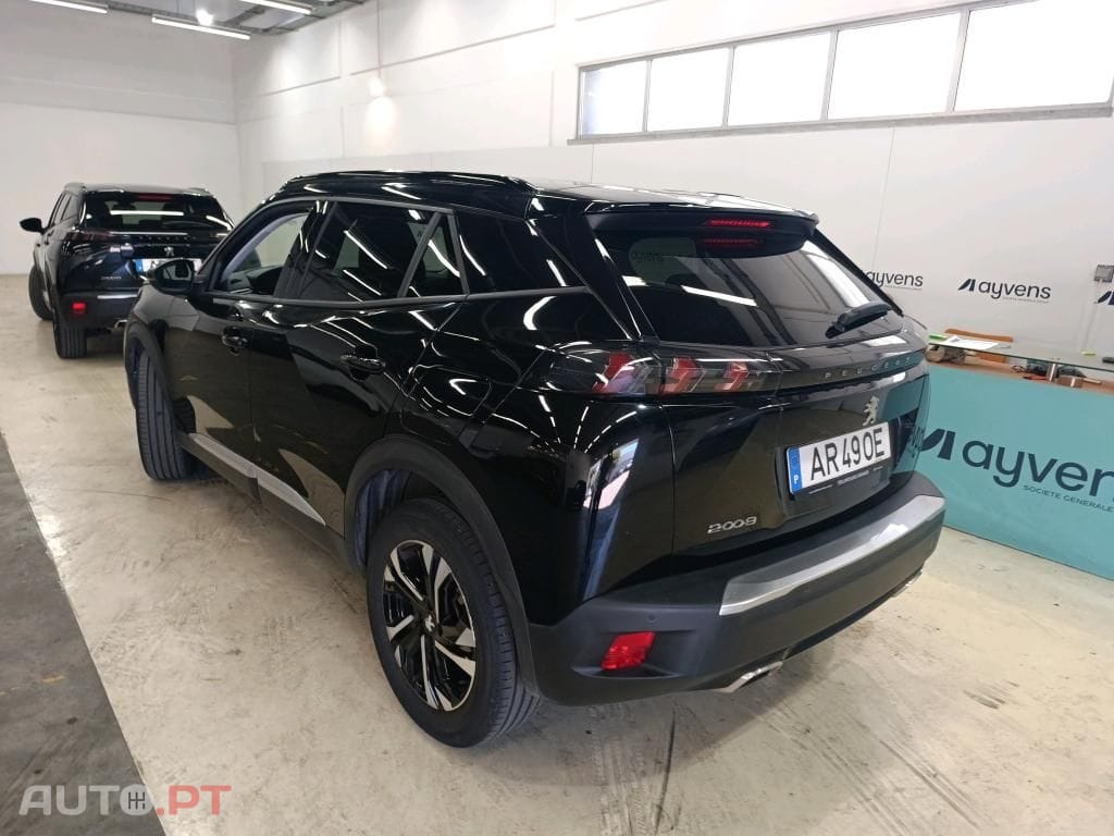 Peugeot 2008 1.2 PureTech Allure