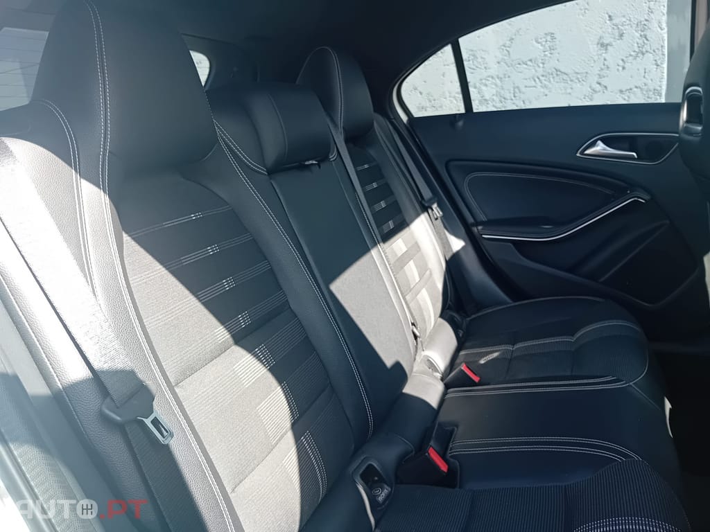 Mercedes-Benz A 200 D 4matic c/auto