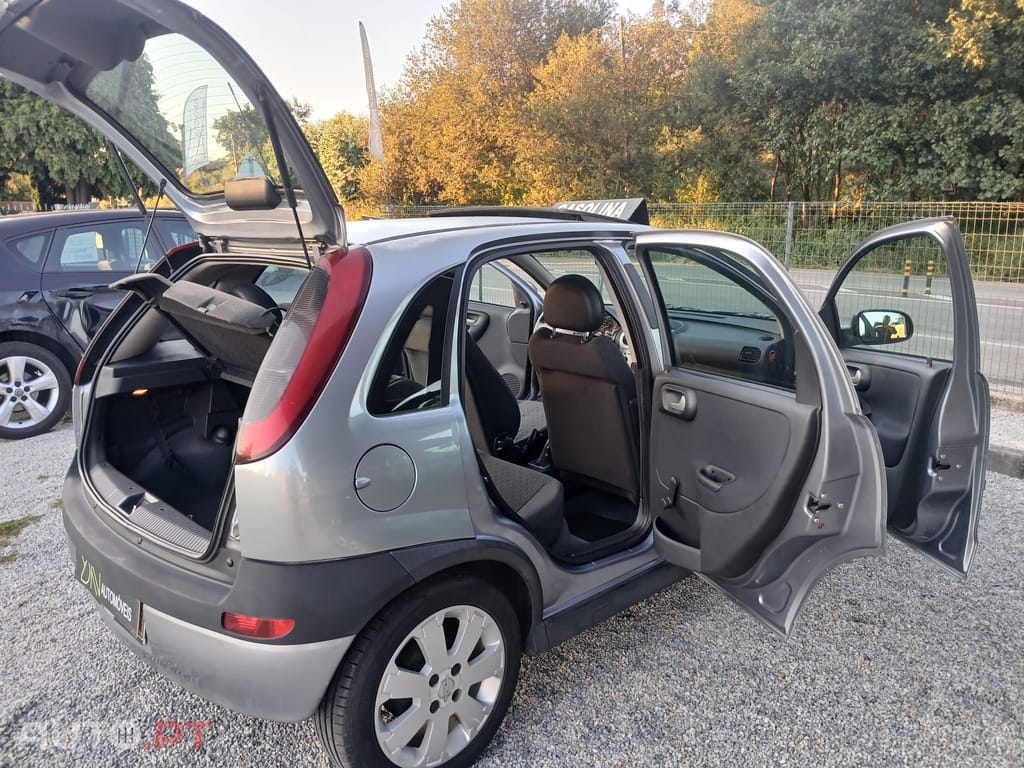 Opel Corsa 1.2