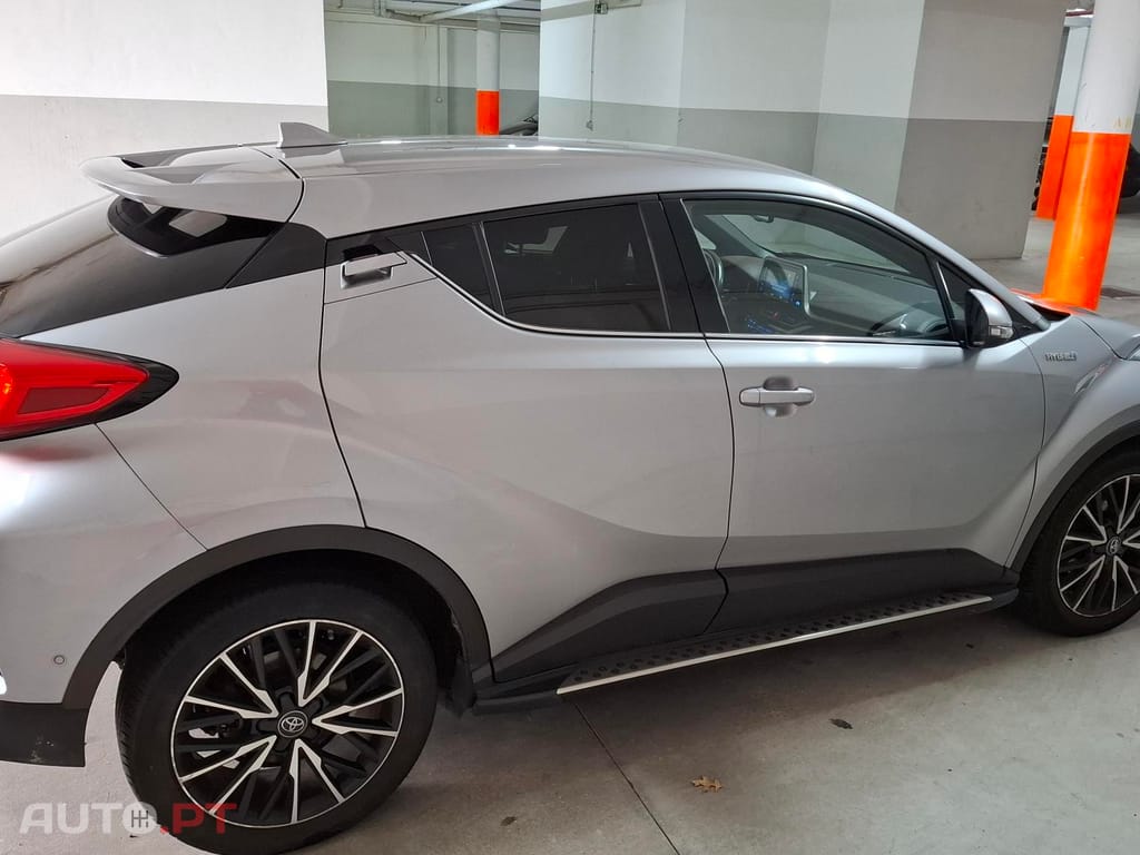 Toyota C-HR 1.8 Hybrid Exclusive