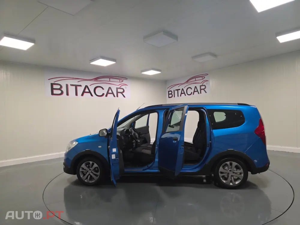 Dacia Lodgy 1.5 dCi Stepway 7L