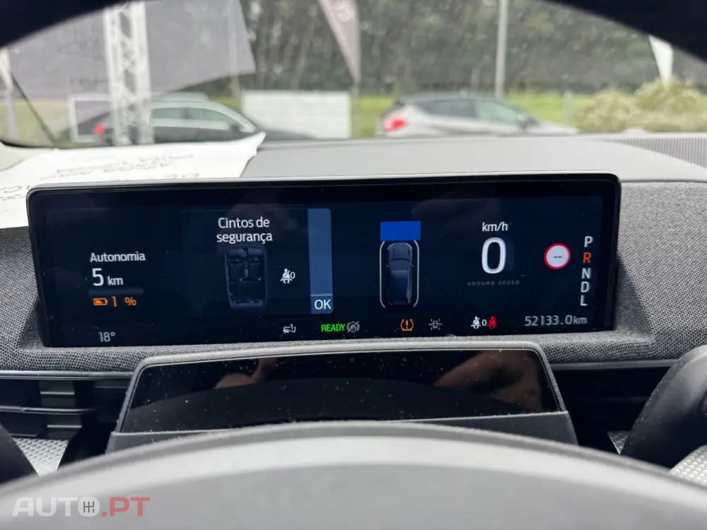Ford Mustang Mach-E 75.7 kWh Base