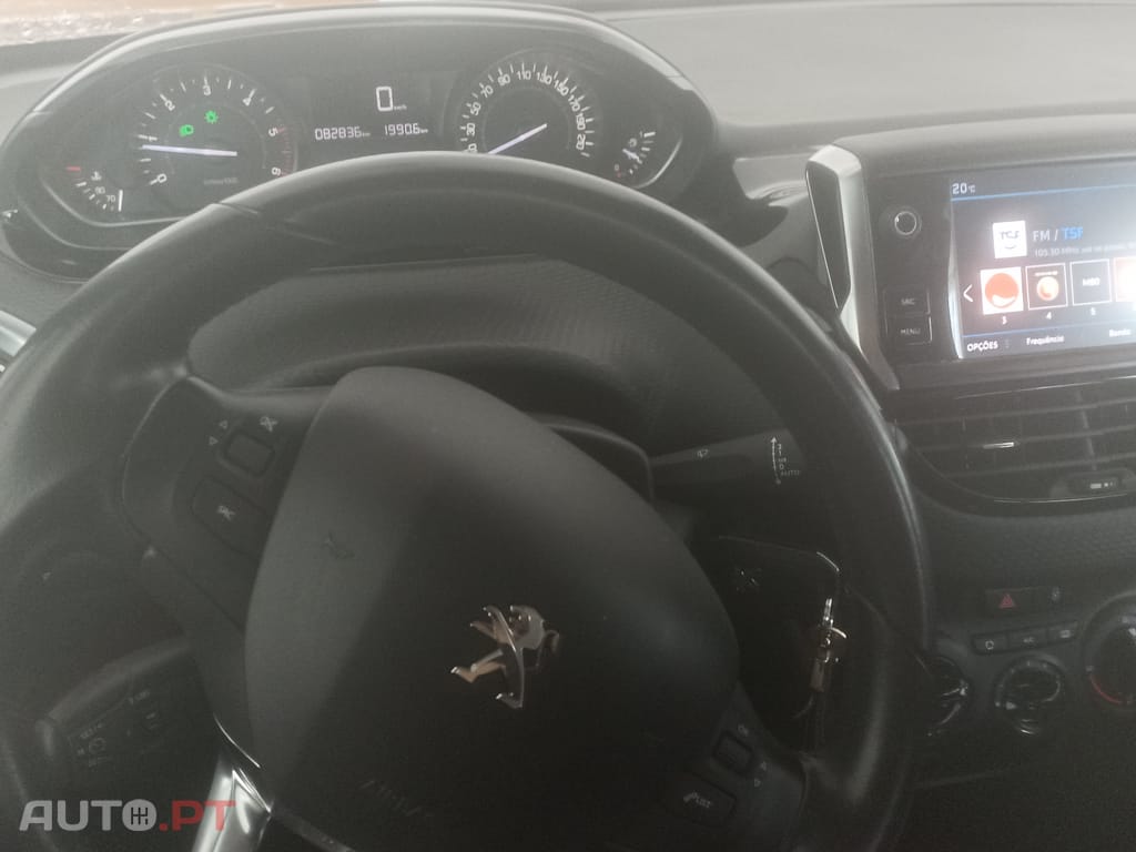 Peugeot 208 1.5 Hdi