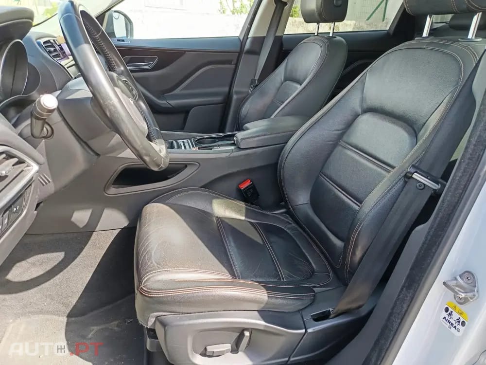 Jaguar F-Pace 2.0 i4D Prestige AWD