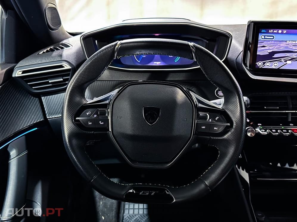 Peugeot E-2008 54 kWh GT