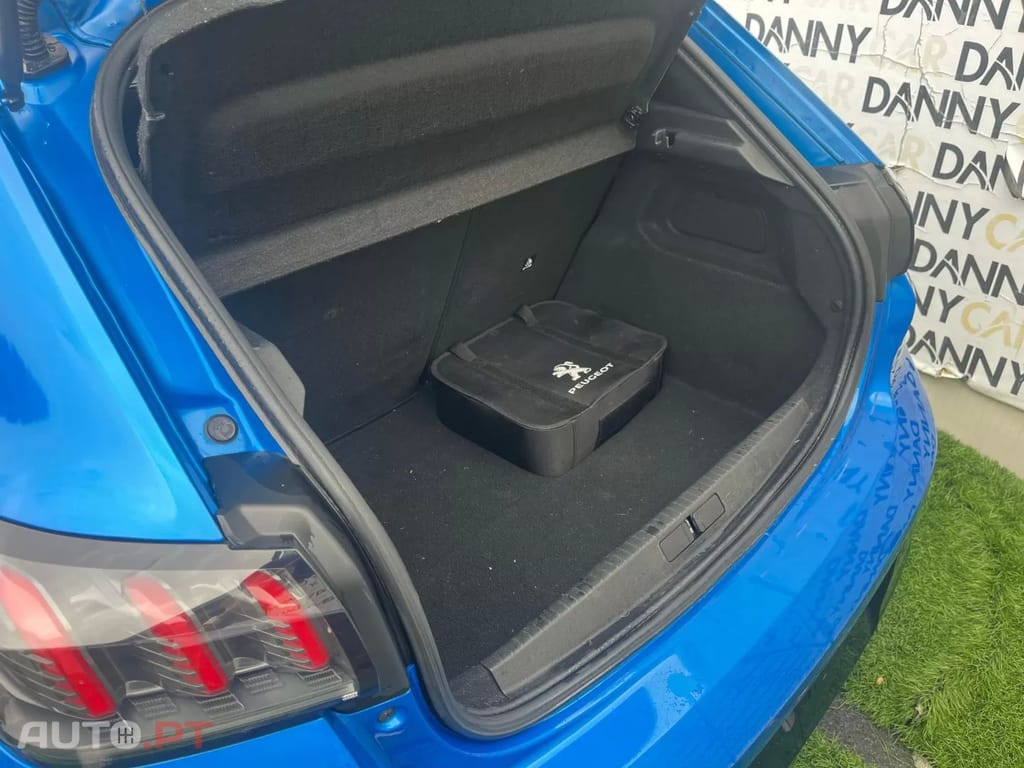 Peugeot E-208 50 kWh GT Line