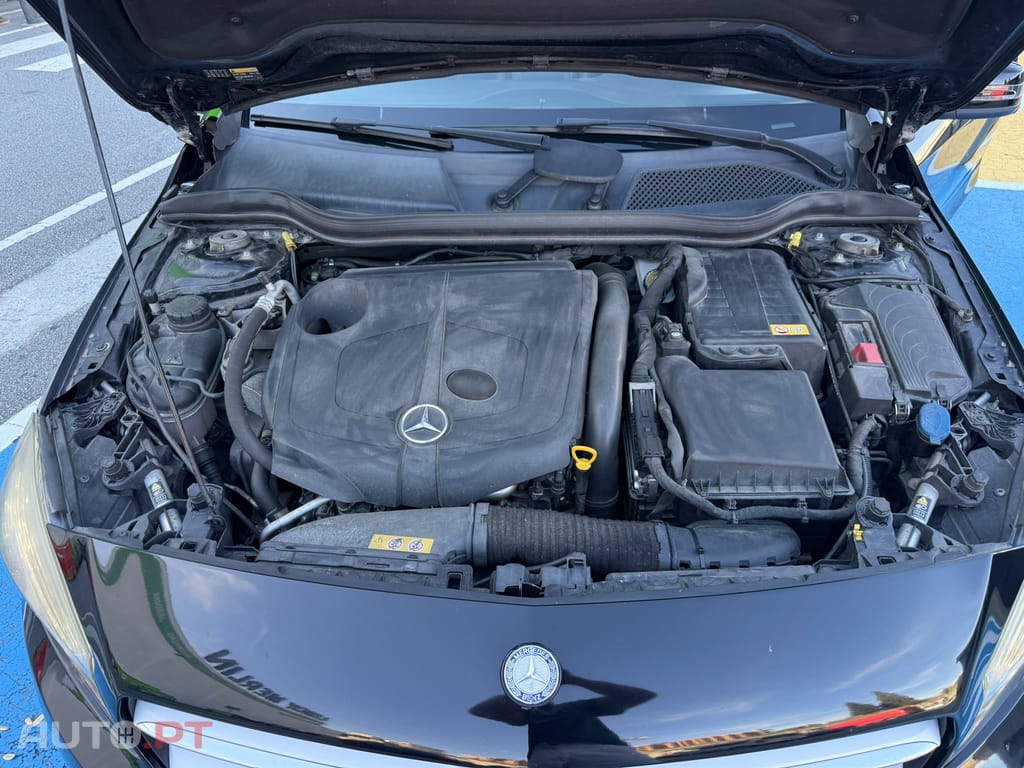 Mercedes-Benz A 200 URBAN