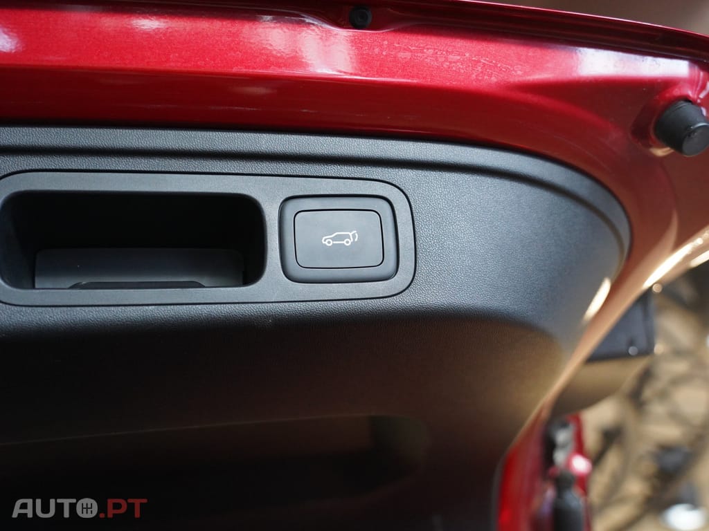MG HS 1.5 T-GDI Plug In Hybrid Luxury