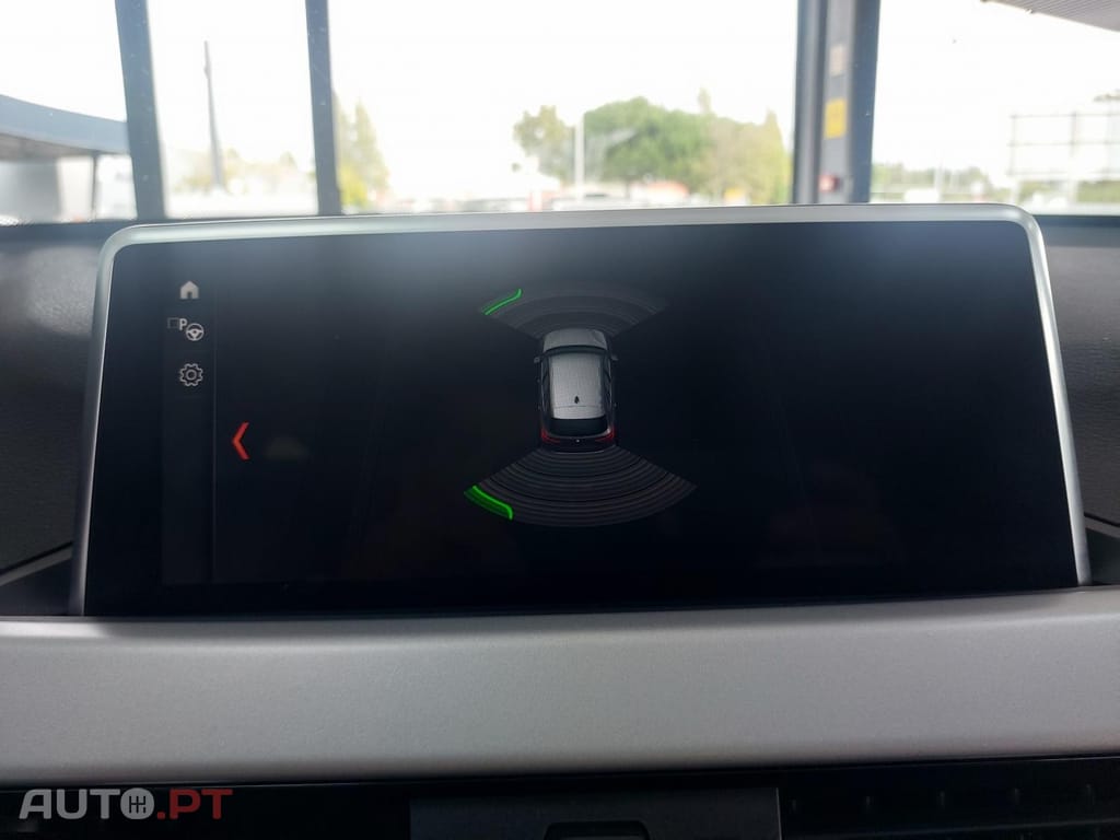 BMW X1 18 i sDrive Advantage