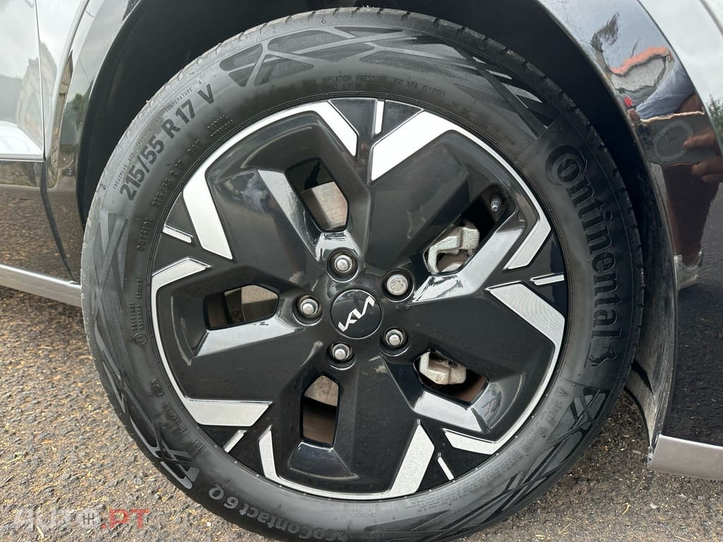 Kia Niro 64kWh Vision Edition