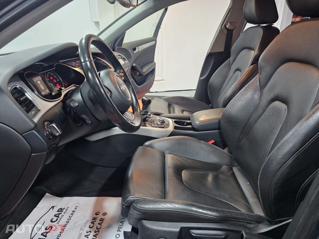 Audi A4 Avant 2.0 TDi S-line