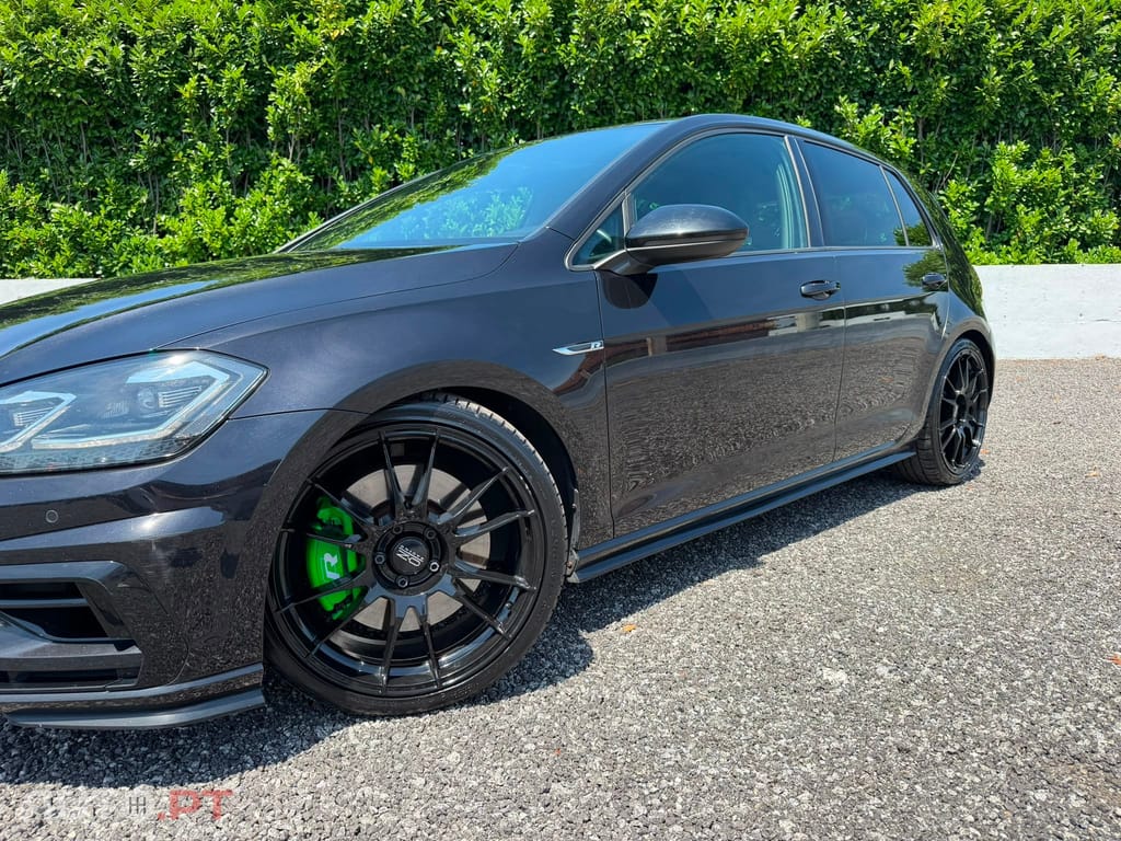 Volkswagen Golf 2.0 TSI R DSG