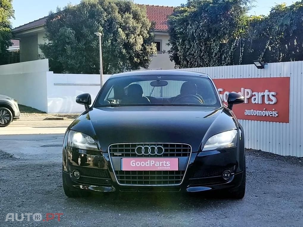 Audi TT 2.0 TDI quattro — fotografia 11