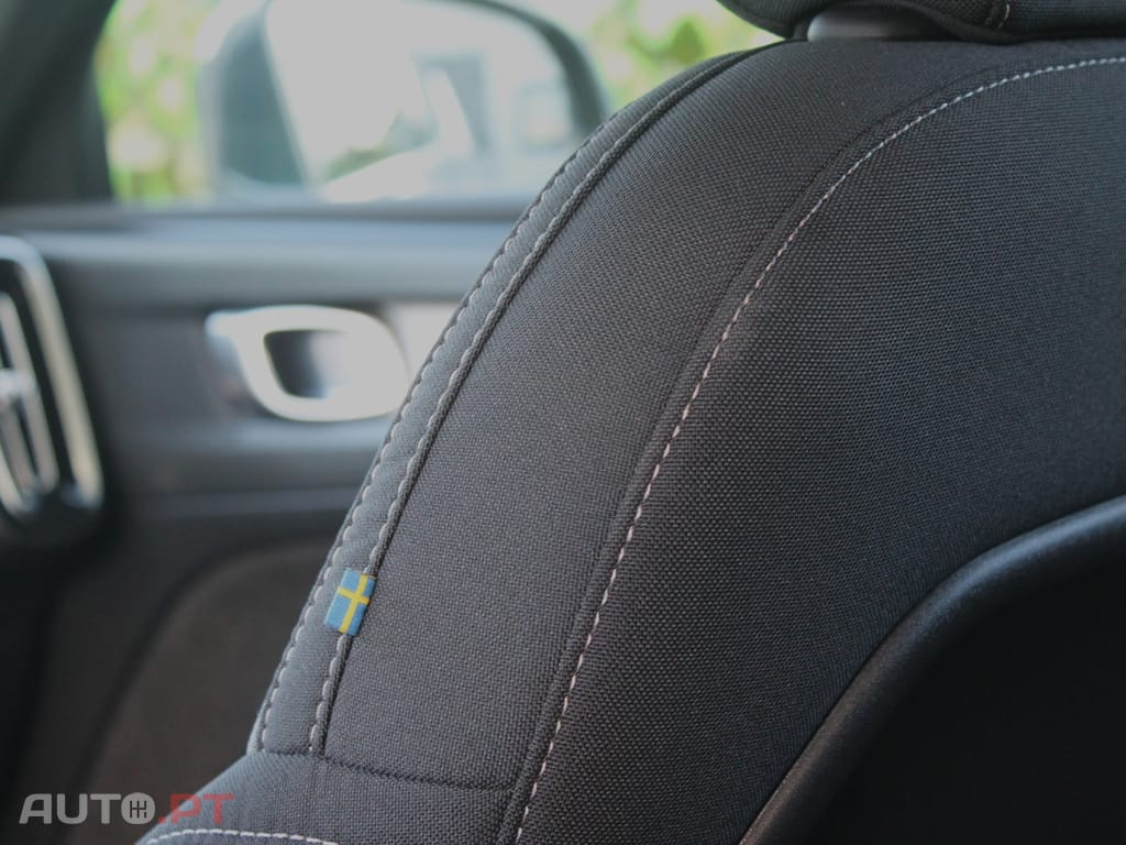 Volvo XC40 1.5 T4 PHEV Core