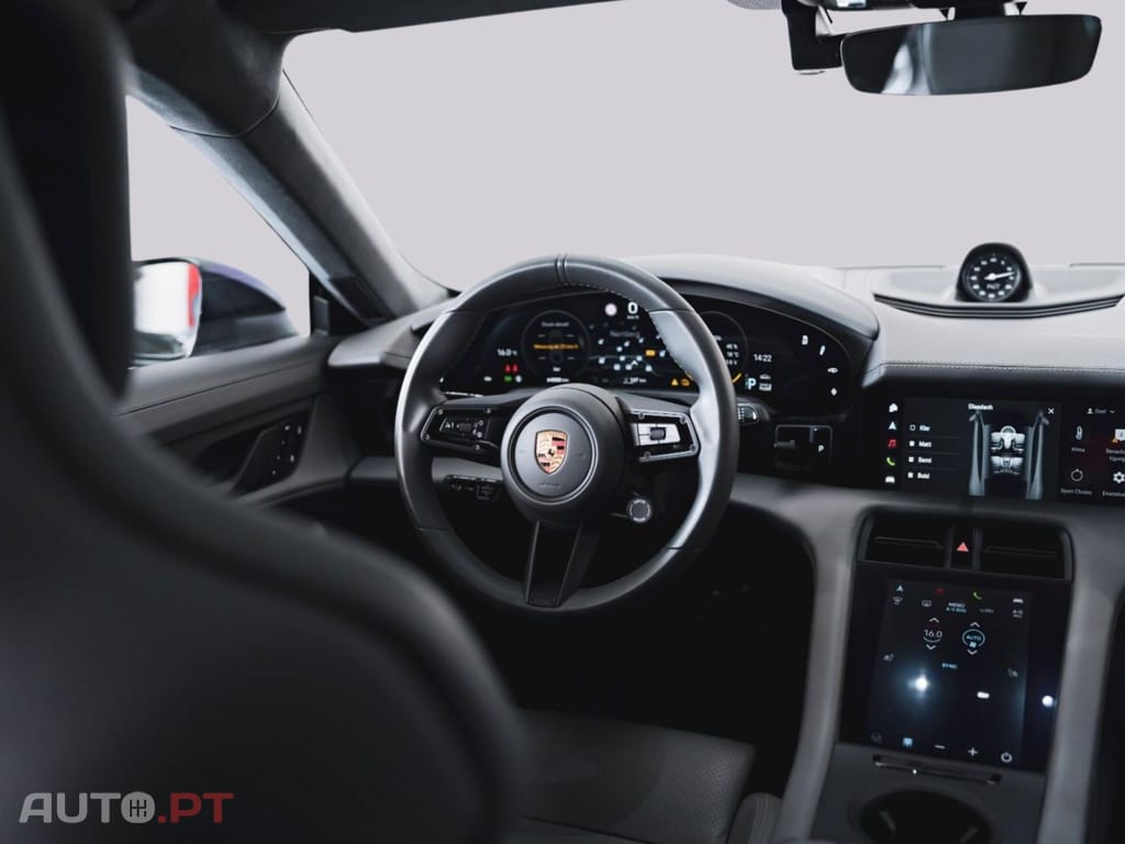 Porsche Taycan GTS 88 % I.V.A DEDUTIVEL 