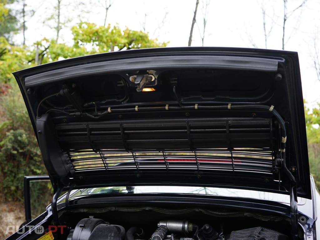Porsche 911 993 Carrera 2