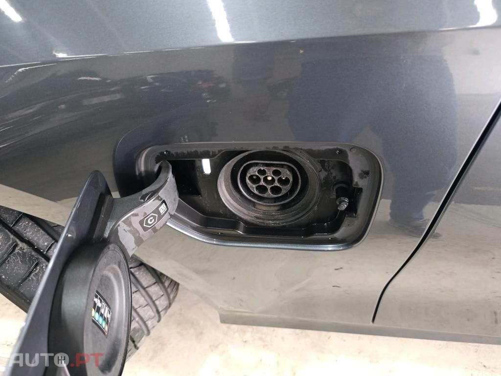 BMW 320 e Corporate Edition Auto