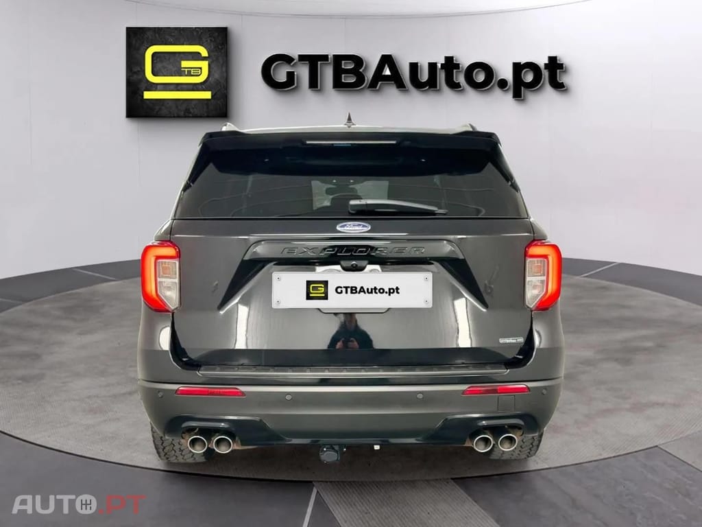 Ford Explorer ST-Line Hybrid 4x4 
