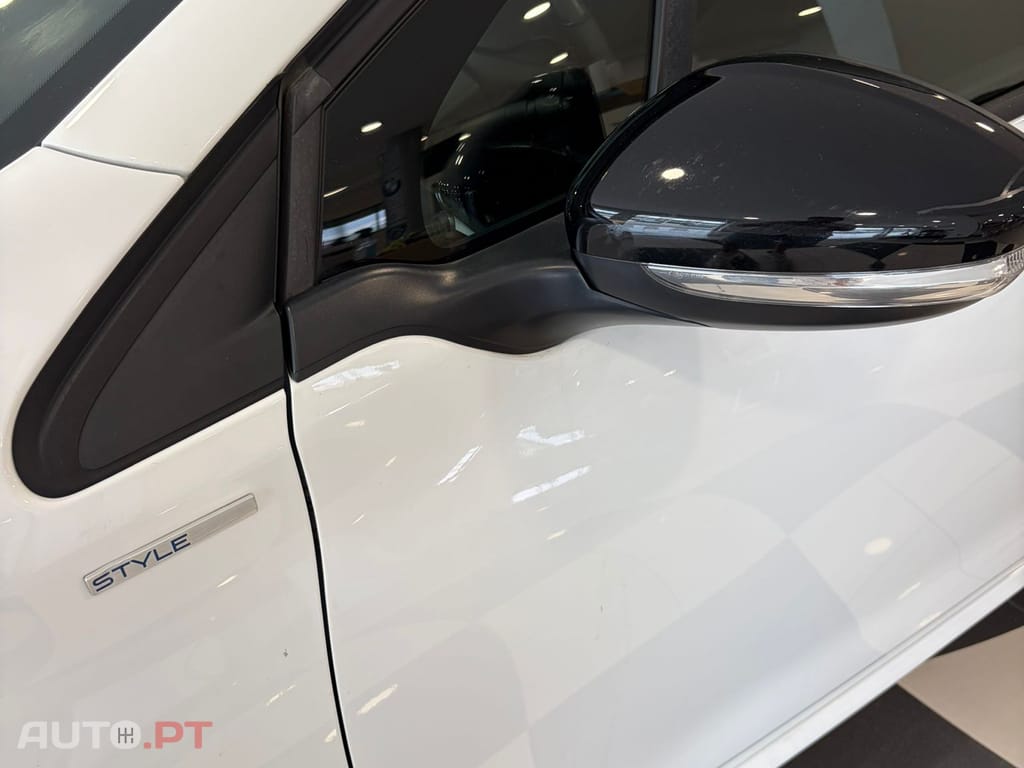 Peugeot 208 1.6 blueHDI Style
