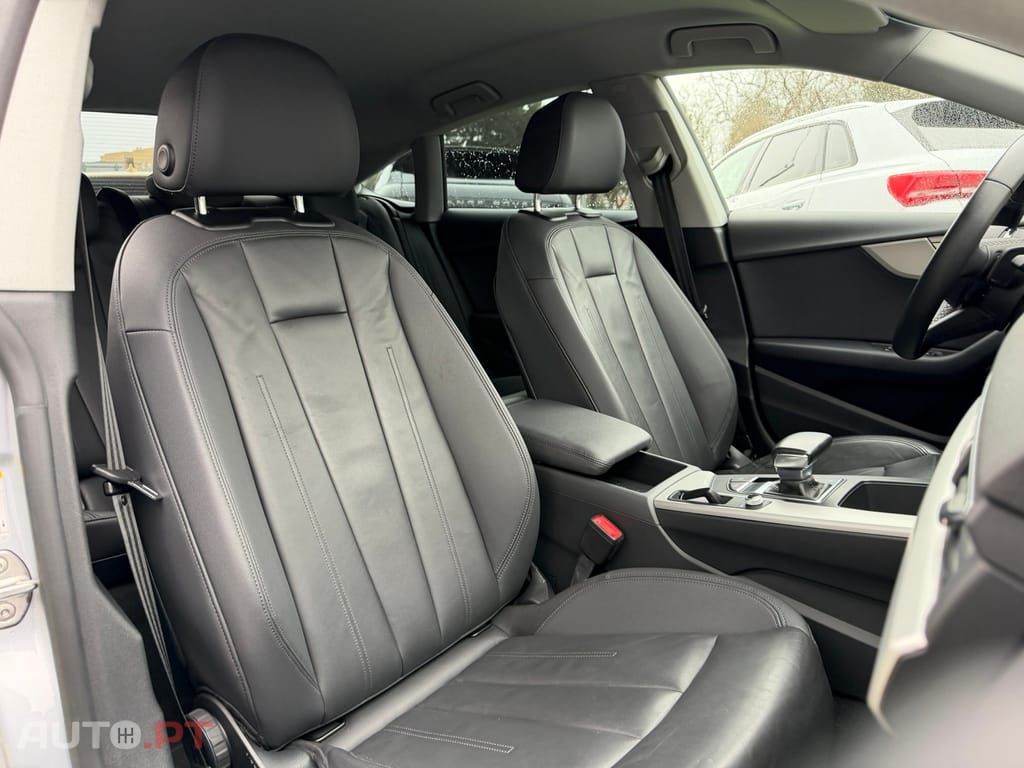 Audi A5 35 TDI Advanced S tronic