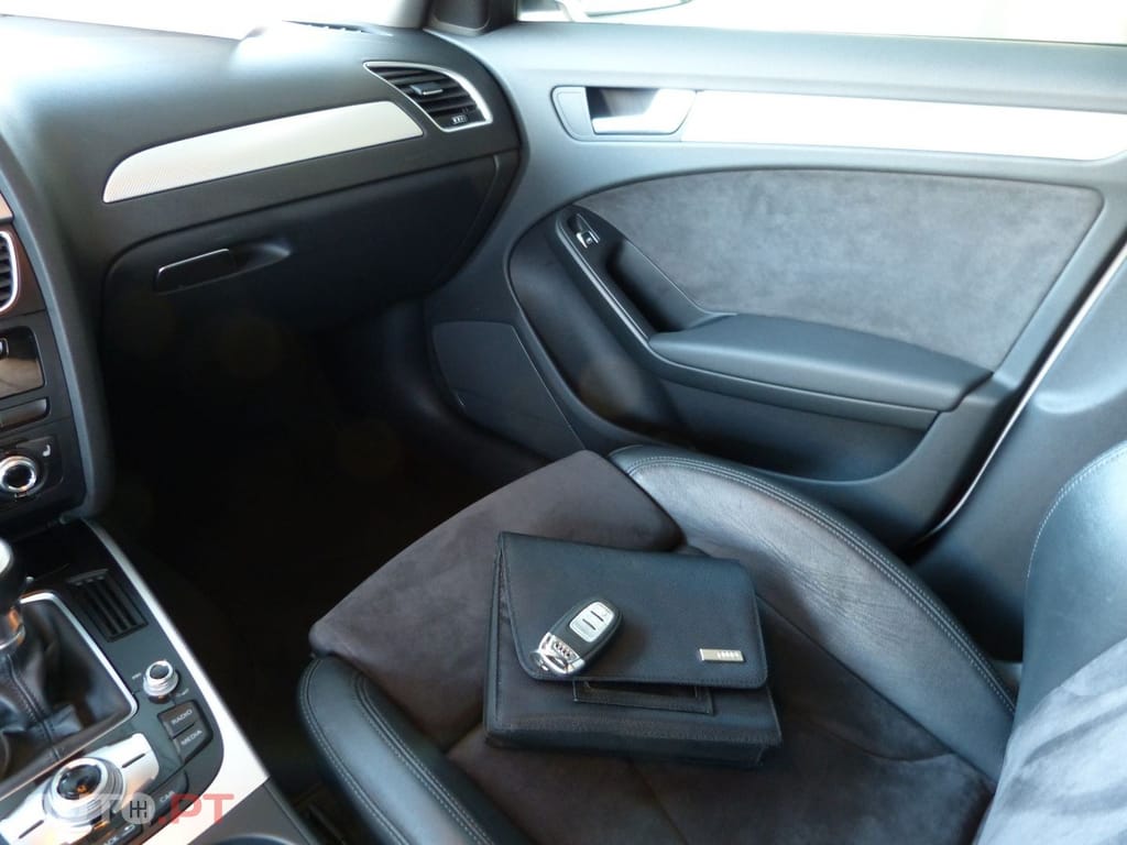 Audi A4 2.0 TDI Business Line Sport