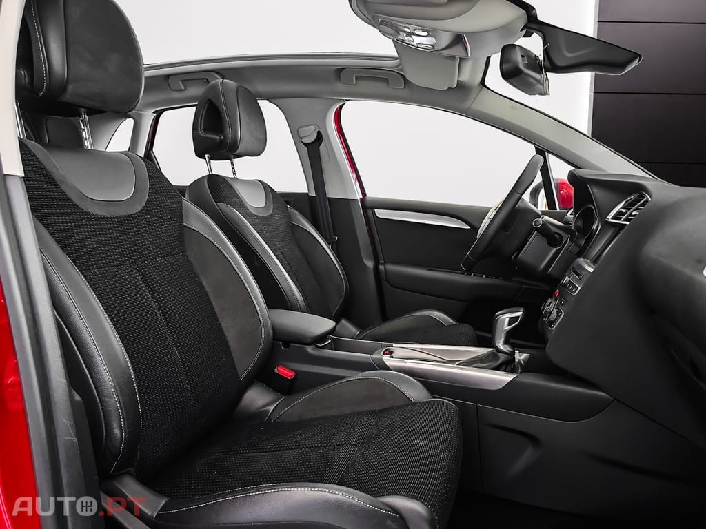 Citroen C4 1.2 PureTech Shine EAT6