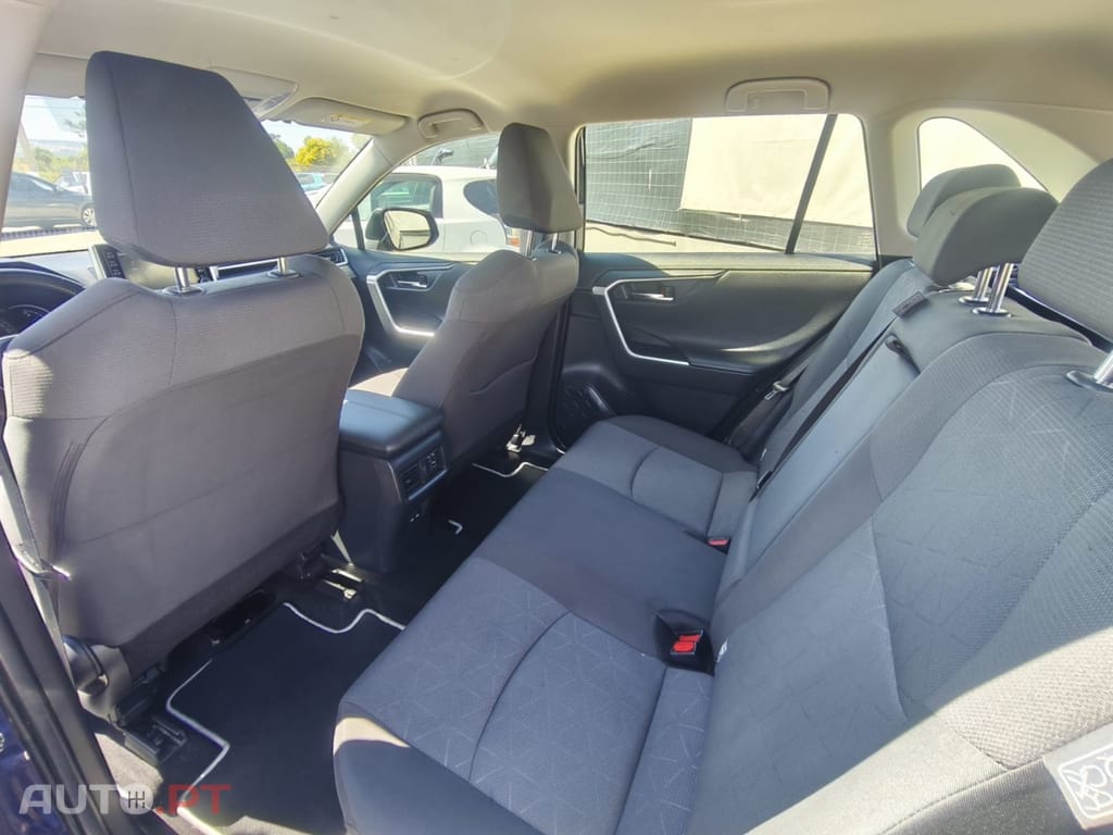 Toyota RAV4 2.5 HDF Comfort