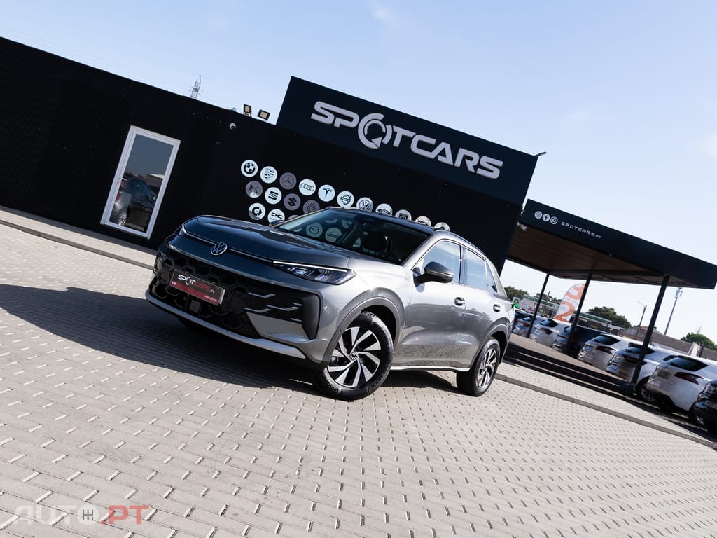 Volkswagen T-Roc 1.5 eTSI Trend DSG