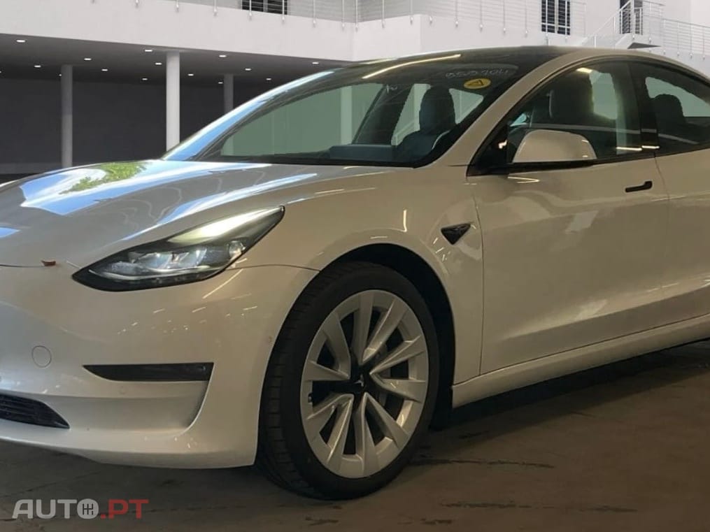 Tesla Model 3 Long Range Tração Integral Premium