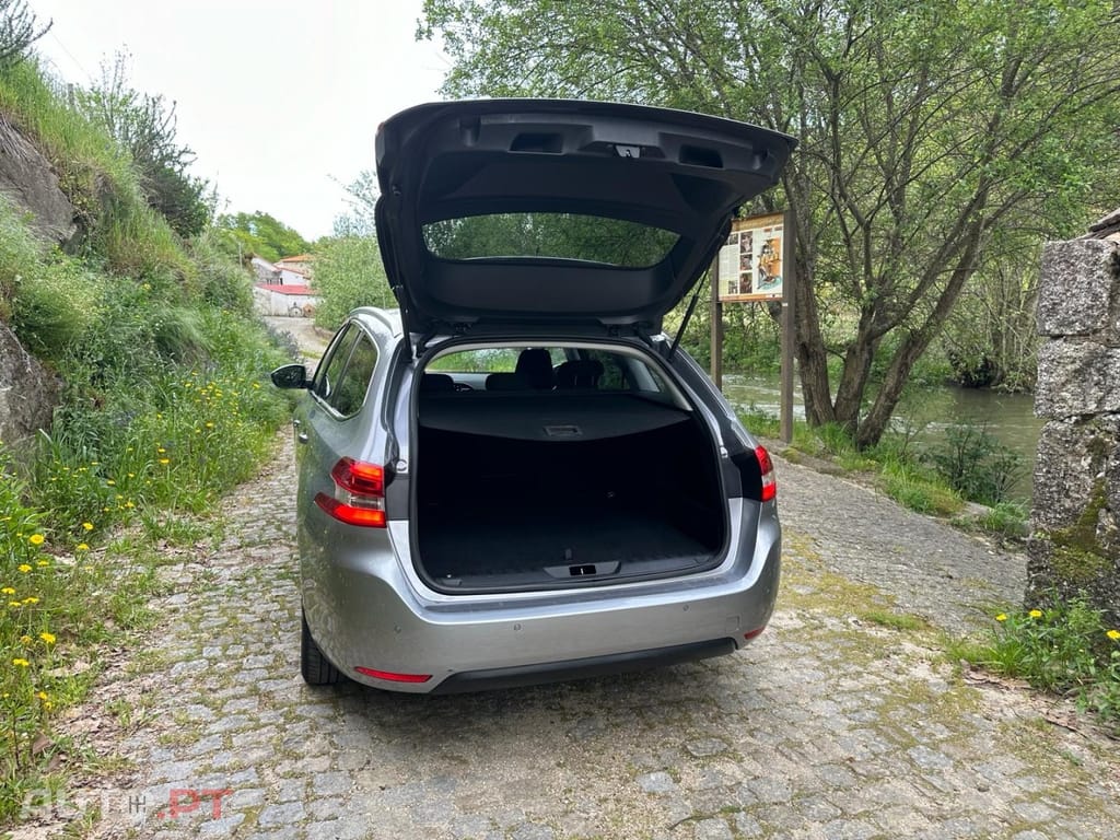 Peugeot 308 SW 1.5 BlueHDi Allure Pack