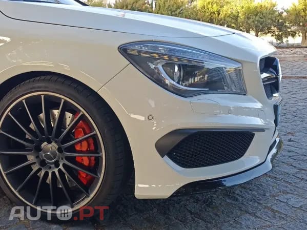 Mercedes-Benz CLA 45 AMG Shooting Brake 4-Matic