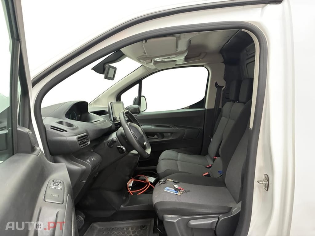 Peugeot E-Partner 50 kWh Standard